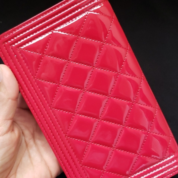 SOLD  CHANEL boy wallet - Picture 4 of 12